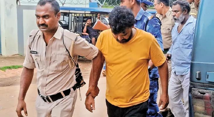 বাইকের টুলবক্স খুলে ৫০ হাজার টাকা লুট, ধৃত কাটিহার গ্যাংয়ের ৪ দুষ্কৃতী