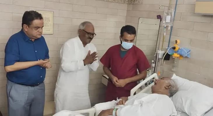 চিকিৎসাধীন সৌগত রায়কে দেখতে গেলেন ব্রাত্য বসু ও নির্মল ঘোষ