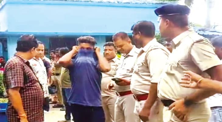 বজবজে স্বাভাবিক হচ্ছে পরিস্থিতি, বটলিং প্লান্ট থেকে গ্যাসের সিলিন্ডার সরবরাহ শুরু