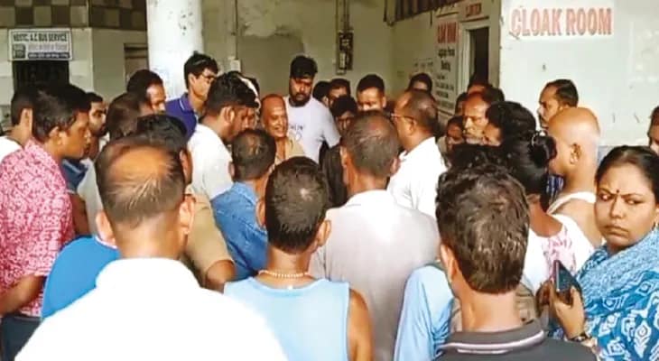 যেন ‘গোয়েন্দা’, ফাঁদ পেতে হবু ননদের প্রেমিককে ধরলেন বউদি