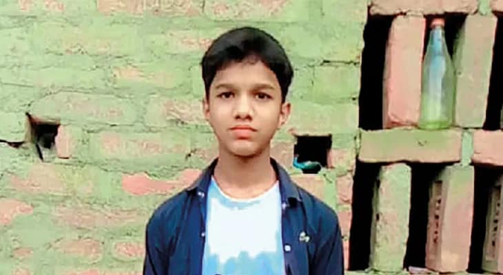 হস্টেলে রহস্যমৃত্যু অষ্টমের ছাত্রের, কর্তৃপক্ষের বিরুদ্ধে মারধরের অভিযোগ