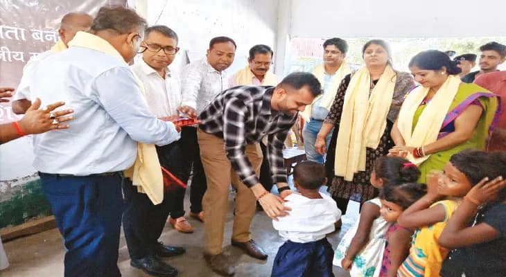 আশাপুর চা বাগানে জয় জোহার স্কুল চালু, সুস্বাস্থ্যকেন্দ্র হবে বেঙ্গাইজোতে