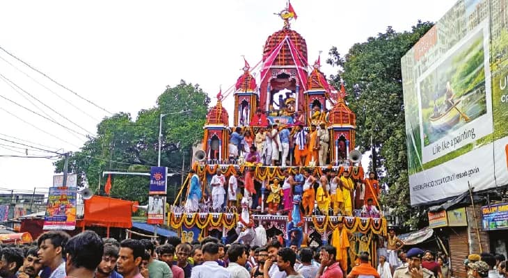 কড়া নিরাপত্তায় ভক্তের ভিড় ঠেলে মাহেশ  ও গুপ্তিপাড়ার মন্দিরে ফিরলেন জগন্নাথদেব