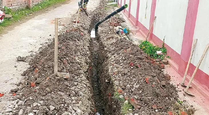 বাড়ি বাড়ি জল পৌঁছে দিতে এবার আসরে নামল মগরা ১ পঞ্চায়েত