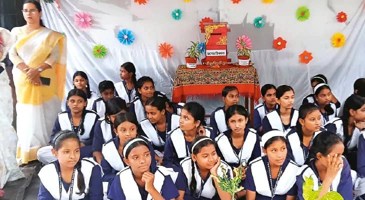 শৈশব মনে অবসাদের কারণ খুঁজতে  কাটোয়ার বহু স্কুলে ‘মনের ঠিকানা’
