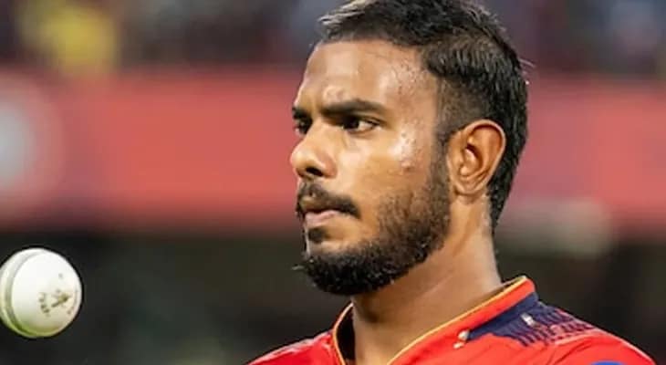 দয়ালের বিরুদ্ধে মামলা