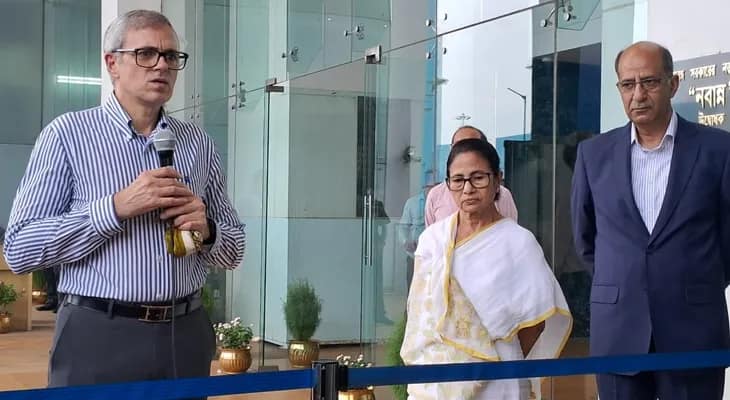 নবান্নে এসে মমতা বন্দ্যোপাধ্যায়ের সঙ্গে দেখা করলেন জম্মু ও কাশ্মীরের মুখ্যমন্ত্রী ওমর আবদুল্লা