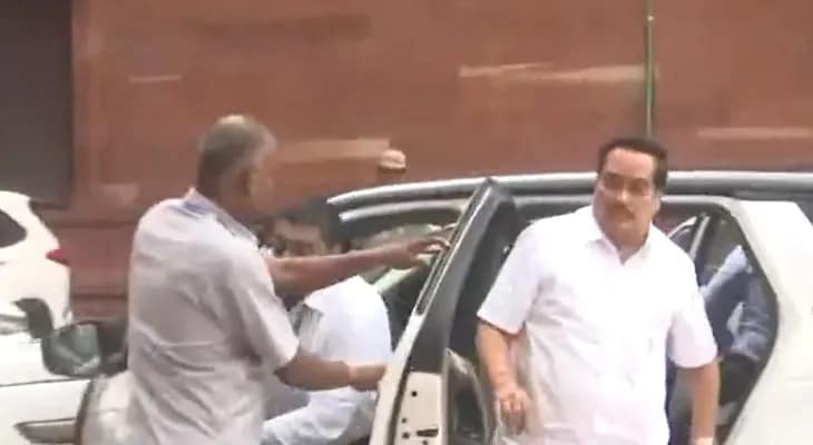যমুনা নদীর সংস্কার সংক্রান্ত বিষয়ে আলোচনার জন্য কেন্দ্রীয় স্বরাষ্ট্রমন্ত্রী অমিত শাহের অফিসে গেলেন জলশক্তি মন্ত্রী সিআর পাটিল
