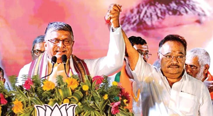 হিন্দুত্ব ছেড়ে বহুত্ববাদ, দিশেহারা বঙ্গ বিজেপি!
