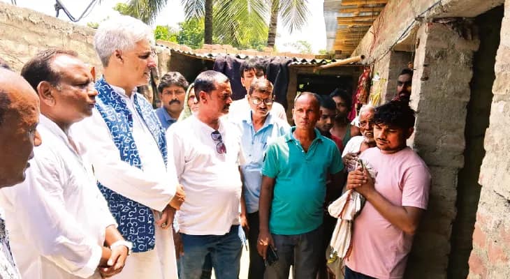 শ্রীকান্তের বাড়িতে ঈশা, আবার ময়নাতদন্তের দাবিতে সরব কং সাংসদ