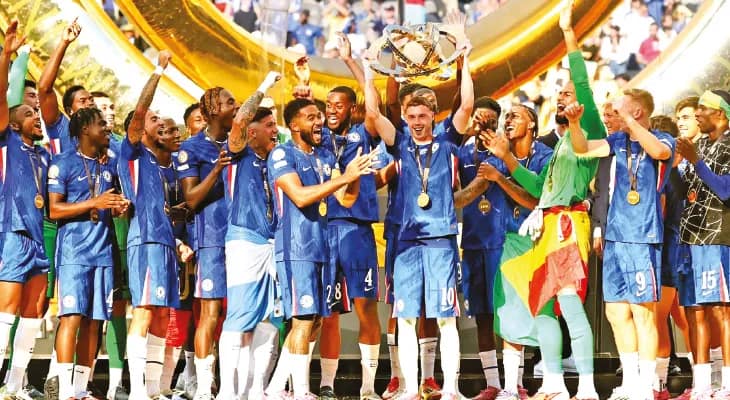 ক্লাব বিশ্বকাপ ফাইনালে পিএসজি’কে হারিয়ে অঘটন ঘটাল চেলসির, প্রতিপক্ষ ফুটবলারকে চড় মেরে বিতর্কে এনরিকে