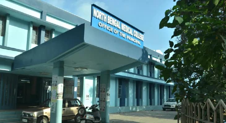 উত্তরবঙ্গ মেডিক্যালে ডিজিটাল এক্স-রে মেশিন বিকল, দুর্ভোগে রোগীরা
