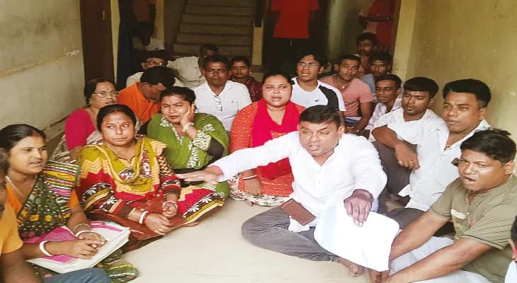 পঞ্চায়েত সমিতিকে রবীন্দ্র পার্ক ফেরাতে হবে, বিজেপির বিক্ষোভ