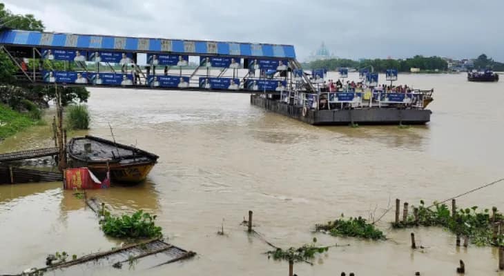 ফুঁসছে ভাগীরথী, জলের তলায় নবদ্বীপের বিস্তীর্ণ এলাকার জমি