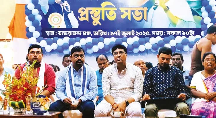 ভিনরাজ্যে পরিযায়ী শ্রমিকরা আক্রান্ত হওয়ায় সরব শাসকদল, বিষ্ণুপুরের সাংসদ সহ বিজেপি নেতাদের ঘর থেকে বেরতে না দেওয়ার হুঁশিয়ারি