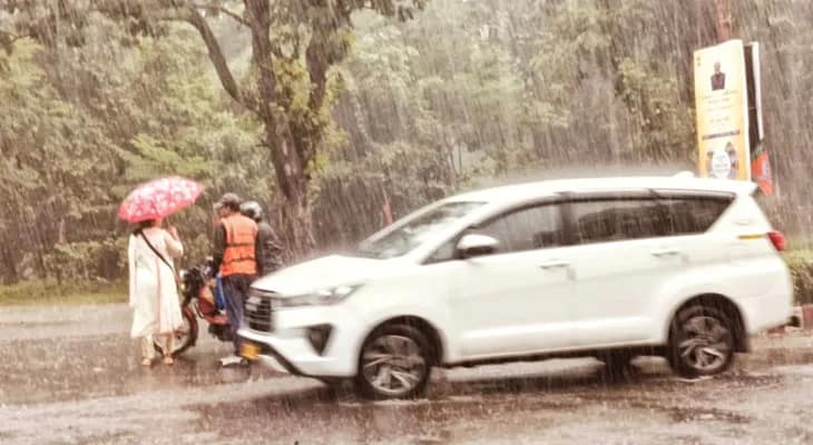 দুর্গাপুরে প্রধানমন্ত্রী মোদির সভার আগে বজ্রবিদ্যুৎ সহ ব্যাপক বৃষ্টিপাত শুরু