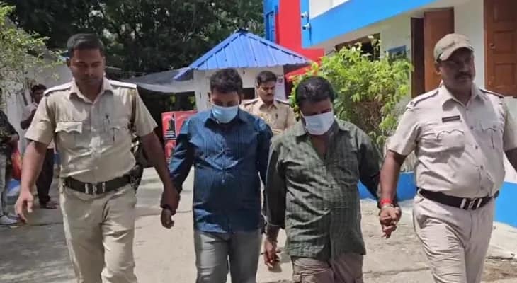 সন্দেশখালির ধামাখালিতে হোটেল থেকে উদ্ধার ৩২ কোটি টাকা, চাঞ্চল্য
