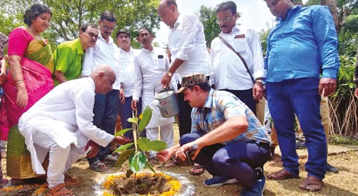 শীতের আগেই গড়চুমুক চিড়িয়াখানায় আনা হচ্ছে দু’টি রয়্যাল বেঙ্গল টাইগার