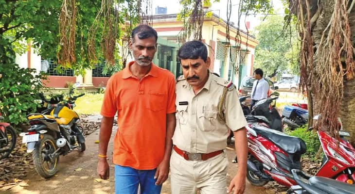 স্ত্রীকে পুড়িয়ে মারার দায়ে প্রাক্তন সেনাকর্মীর যাবজ্জীবন কারাদণ্ড