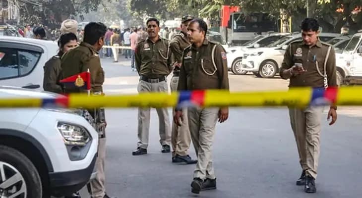 আমেদাবাদে বিষ খেয়ে আত্মঘাতী একই পরিবারের পাঁচ জন
