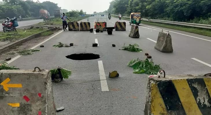 জাতীয়  সড়কে ধস, আতঙ্ক আসানসোলে