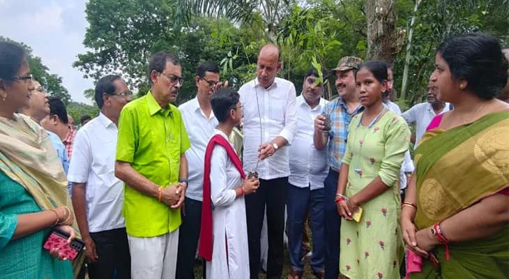 লক্ষ্য ভাঙন প্রতিরোধ হুগলি নদীর পাড়ে ভেটিভার ঘাস বসানো হবে: মন্ত্রী