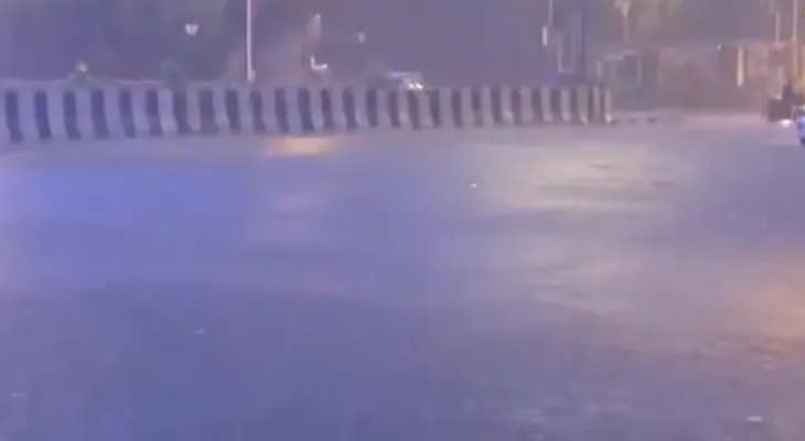 সাত সকালেই মুম্বইতে ভারী বৃষ্টি