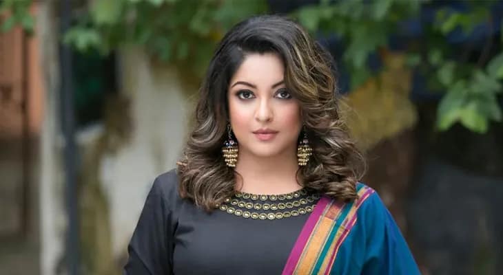 বাড়িতে হেনস্তার অভিযোগ অভিনেত্রী তনুশ্রী দত্তের