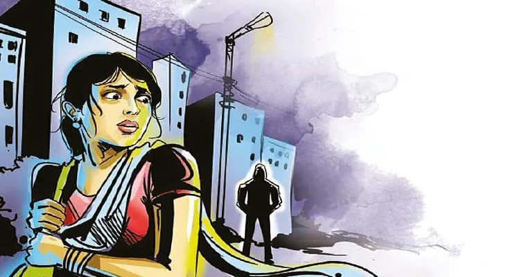 মুর্শিদাবাদের রাস্তায় ‘রোমিও’দের দাপাদাপি, আতঙ্কে মহিলারা