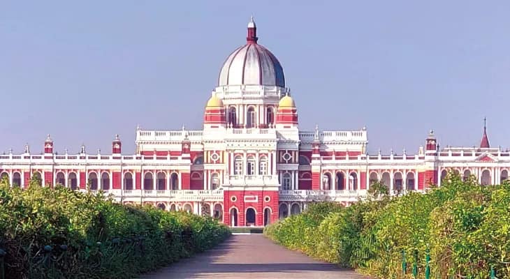 অন্ধকারে ডুবে কোচবিহার রাজবাড়ি, বিজেপির ৬ বিধায়ক সত্ত্বেও এই হাল, কটাক্ষ তৃণমূলের
