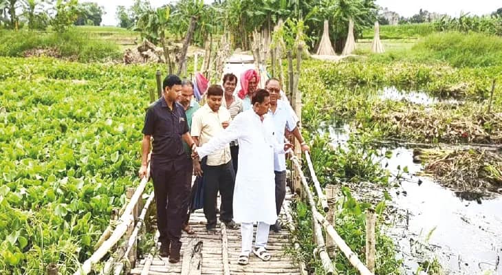 নাদনঘাটের মুড়িগঙ্গায় হবে পাকা সেতু, পরিদর্শনে মন্ত্রী