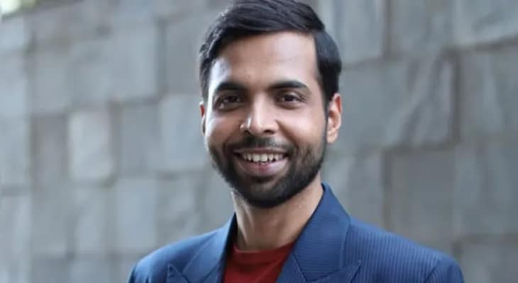 অভিষেকের অভিষেক