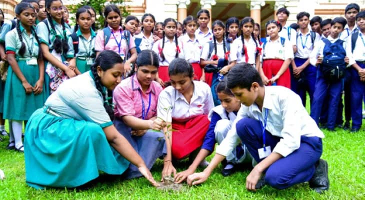 বাটিক প্রিন্টে সুন্দরবনের ম্যানগ্রোভ সংরক্ষণের কথা তুলে ধরল পড়ুয়ারা
