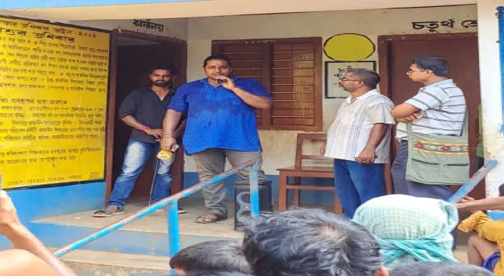 তালডাংরার স্কুলে কেউটে! পড়ুয়া ও শিক্ষকরা আতঙ্কে