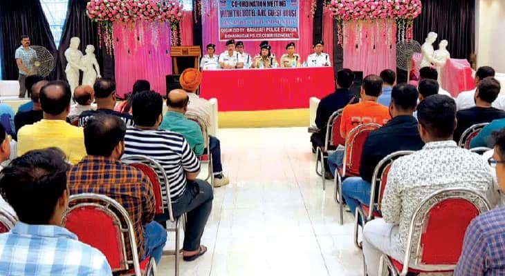 হোটেল-গেস্ট হাউসে নজরদারি, অতিথিদের রিয়েল টাইম ডেটাবেস আপলোডের নির্দেশ