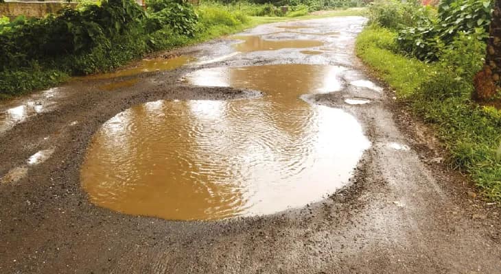বড়ম্তি পর্যটনকেন্দ্রের রাস্তা বেহাল, সংস্কারের আশ্বাস