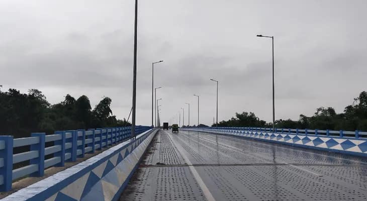 মুখ্যমন্ত্রীর হাতে উদ্বোধন হল জয়দেব সেতুর