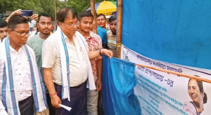 বাংলায় বেছে বেছে ভোটার তালিকায় নাম  বাদ দেওয়া হলে খেলা হবে: উদয়ন গুহ