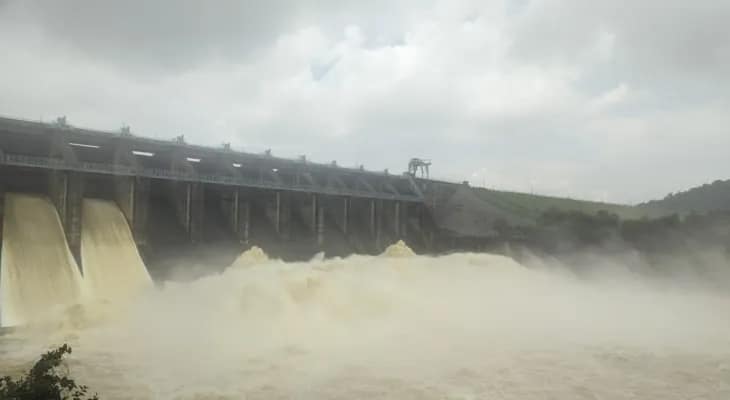জল ছাড়ার পরিমাণ বাড়াচ্ছে ডিভিসি