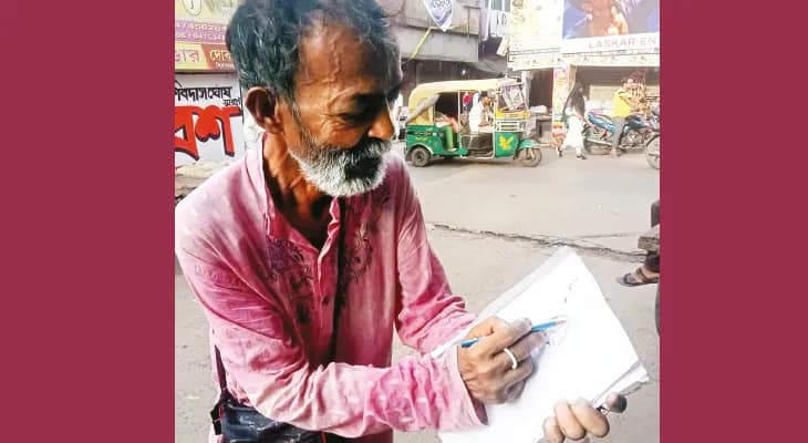 ট্রেনে রং-তুলি নিয়ে ওঠেন ৬৪ বছরের প্রবোধ, ৩০০ টাকায় এঁকে দেন পোর্ট্রেট
