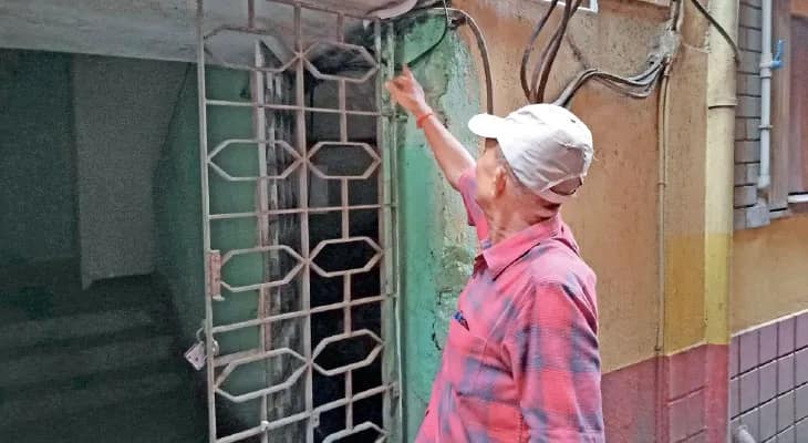 রামরাজাতলায় ফ্ল্যাটের নীচে জমা জলে বিদ্যুৎস্পৃষ্ট, মৃত্যু শ্রমিকের