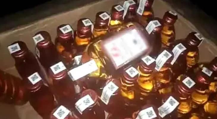শ্যামপুরে প্রাইভেট গাড়ি থেকে ৭ লক্ষ টাকার চোলাই মদ উদ্ধার, গ্রেপ্তার এক