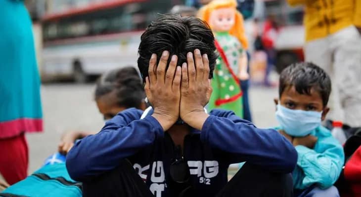 ভিনরাজ্যে হেনস্তা: কাজ হারিয়ে গ্রামে পরিযায়ী, রানাঘাটের নেপাল মিস্ত্রির সংসার চলবে কীভাবে?