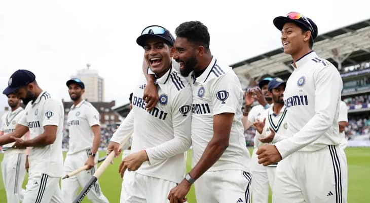 আইসিসি পুরস্কারের দৌড়ে শুভমান গিল
