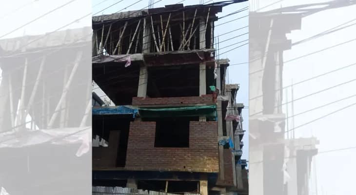নির্মীয়মান ফ্ল্যাটের চারতলা থেকে পড়ে গুরুতর জখম শ্রমিক, ভর্তি হাসপাতালে