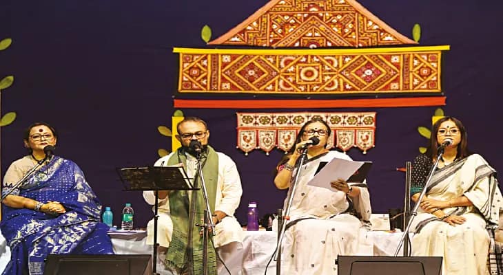 বর্ষা উদযাপন