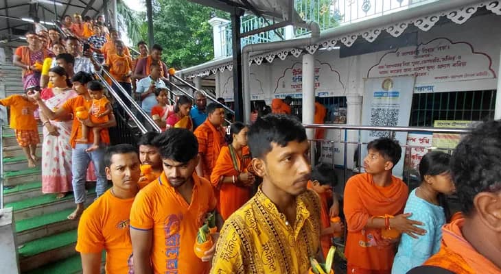 ময়নাগুড়ির শ্রাবণী মেলায় ব্যাপক ভিড়