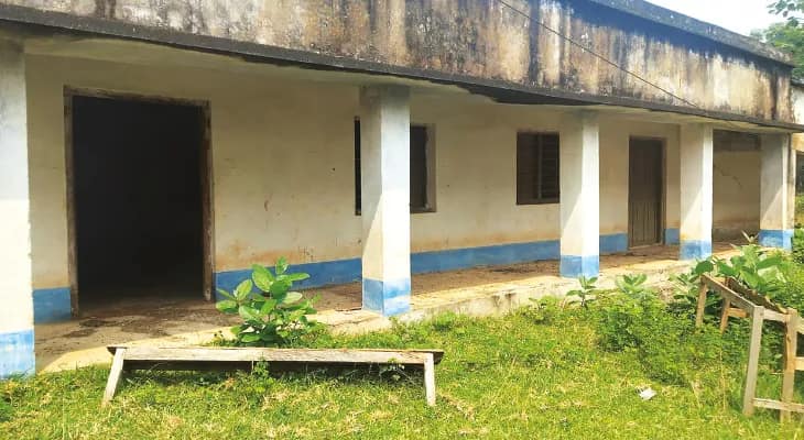 ছাত্রছাত্রীর অভাবে এক বছর বন্ধ কোদপুরা আদিবাসী মিশন হাই স্কুল, তদন্তের নির্দেশ
