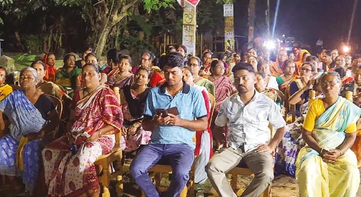 কাঁচরাপাড়ায় শুরু পাড়া বৈঠক, শ্যামনগর রবীন্দ্রভবনে বিএলএদের নিয়ে মিটিং