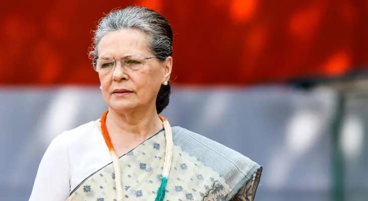 ভারতের নাগরিকত্ব পাওয়ার আগেই ভোটার তালিকায় উঠে গিয়েছিল সোনিয়া গান্ধীর নাম, বিস্ফোরক দাবি বিজেপির